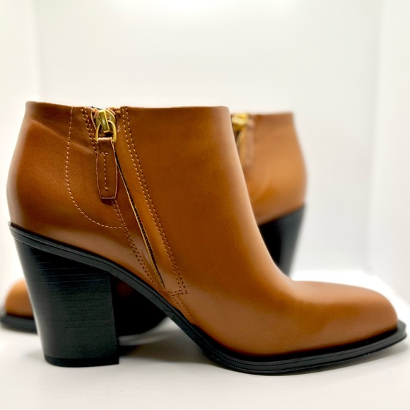 NWOT Franco Sarto Vivica Western Bootie. Color: Tan Synthetic Size:10 - Picture 3 of 16